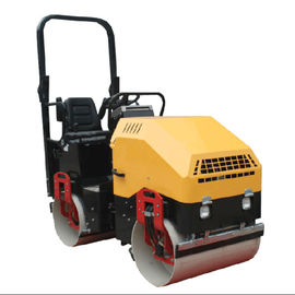 2 Ton Hand Road Roller , Stable Running Diesel Road Roller 30% Grade Ability