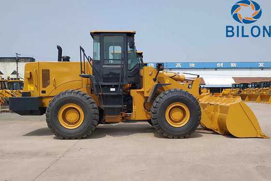 Heavy Duty 2300r/min Wheel Loader With 42KW Power XINCHAI Diesel Engine Attachments Included